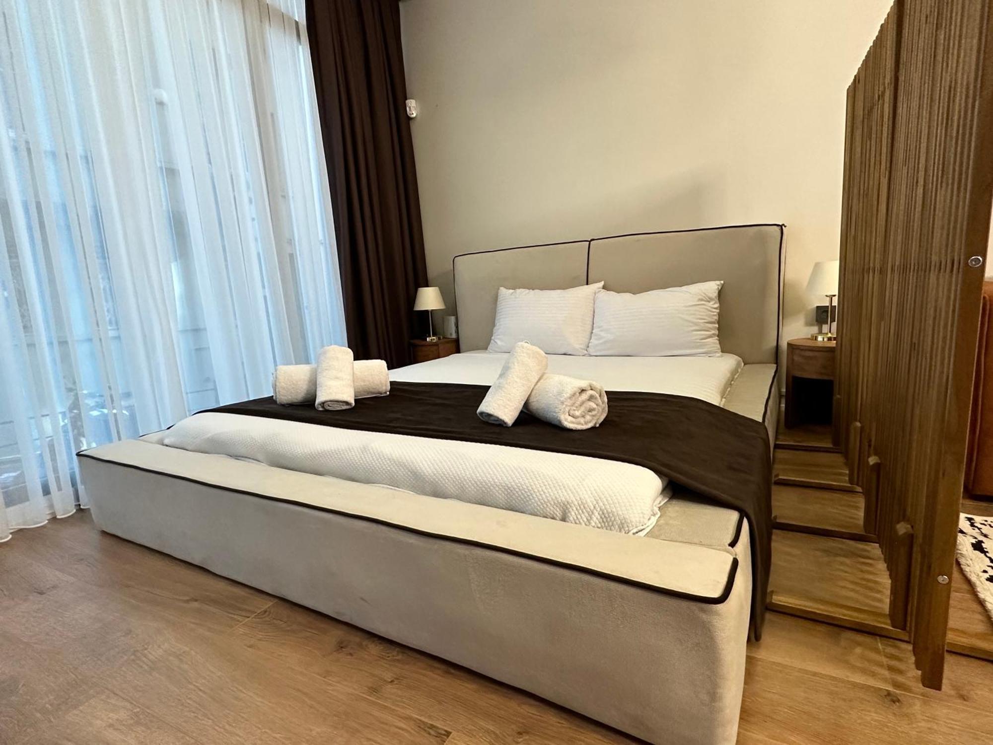 Hoft Cihangir Apartment Истанбул Екстериор снимка